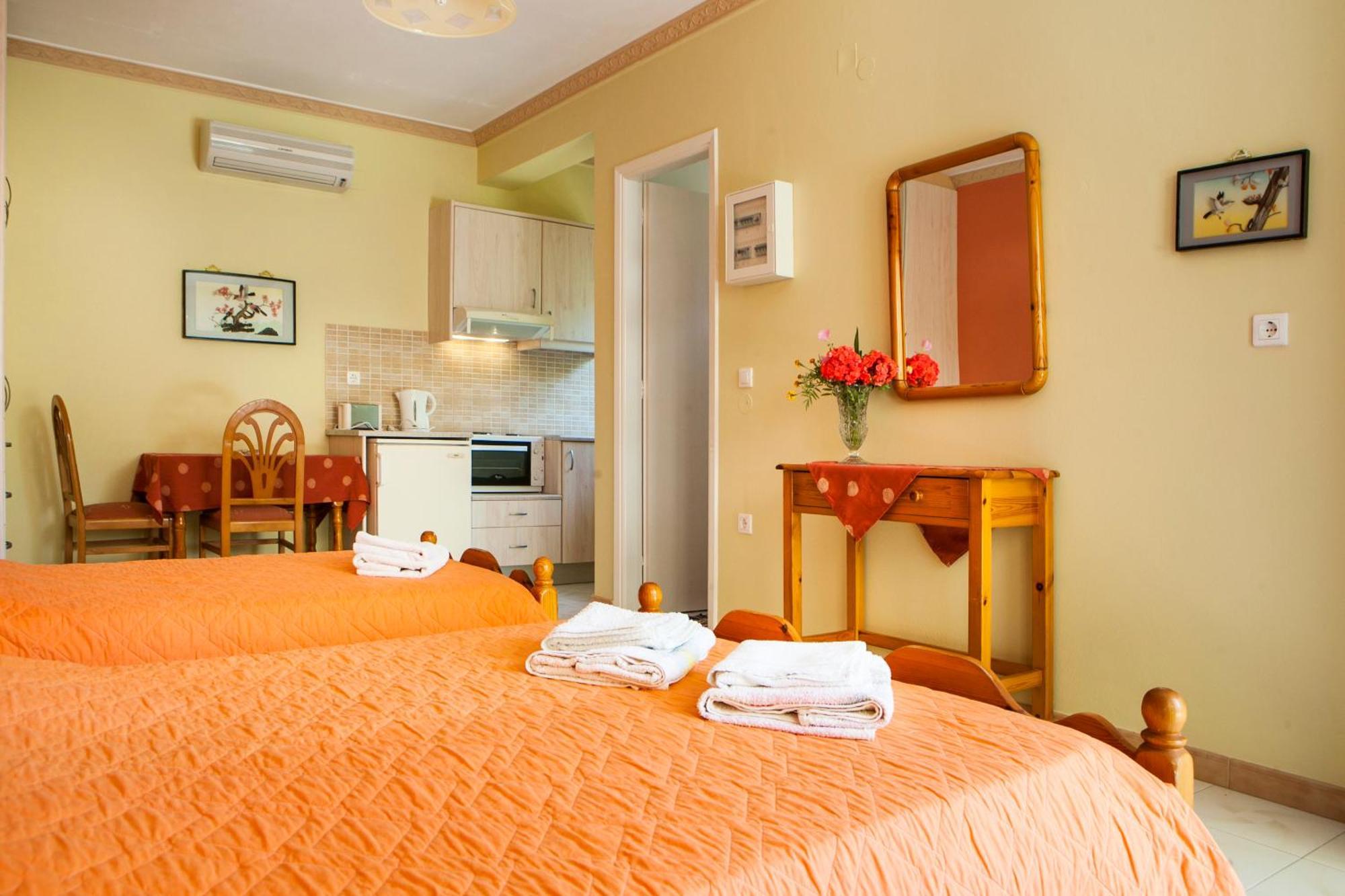 Tzivras Villa & Apartments Λάσση Δωμάτιο φωτογραφία