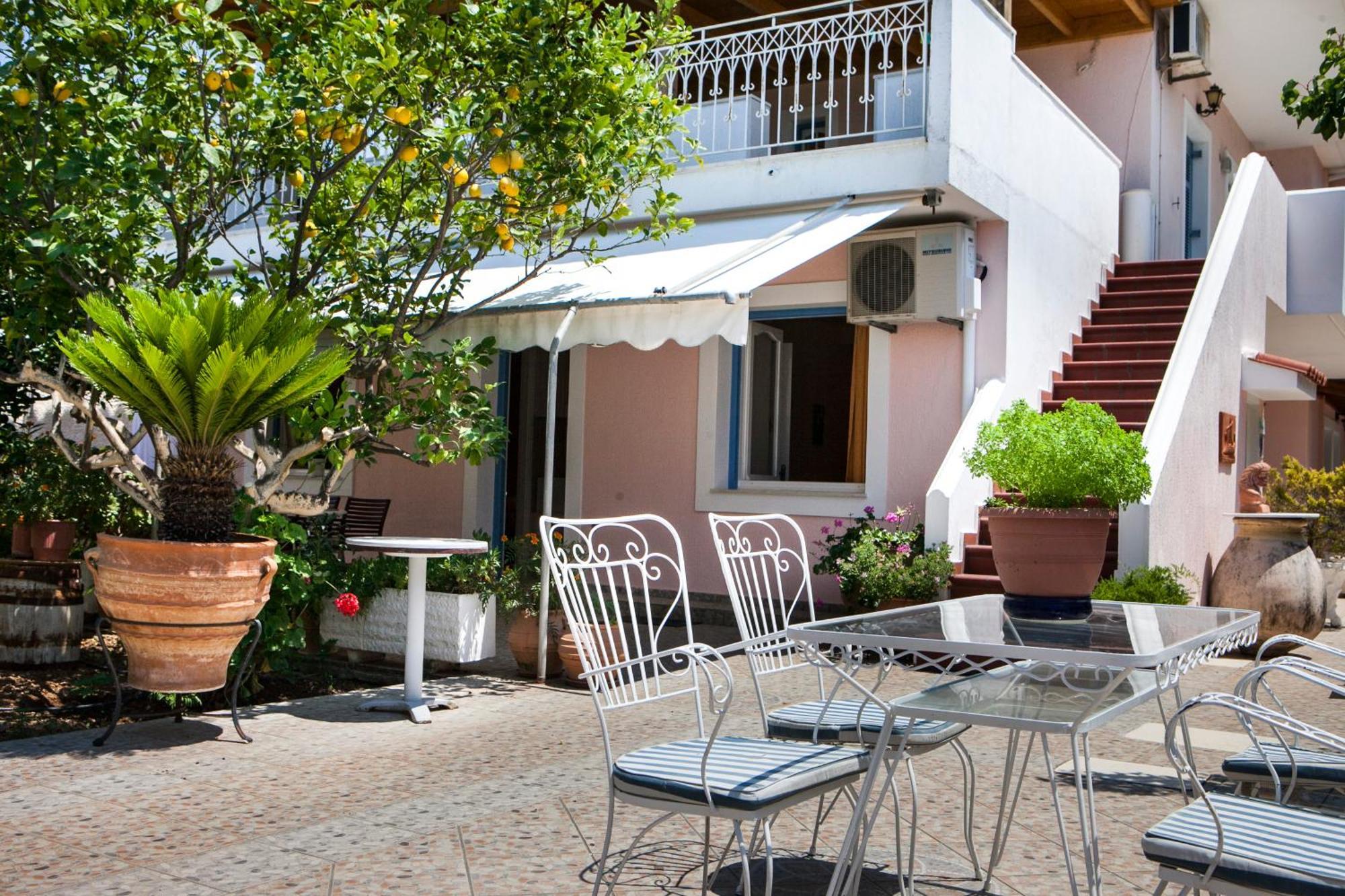 Tzivras Villa & Apartments Λάσση Δωμάτιο φωτογραφία