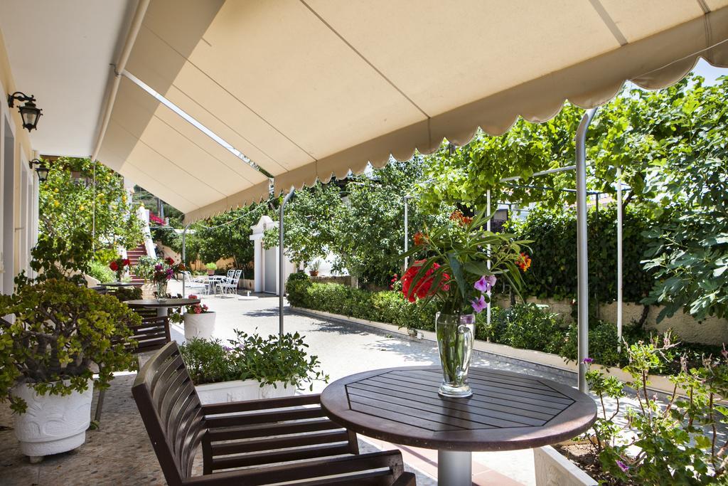 Tzivras Villa & Apartments Λάσση Εξωτερικό φωτογραφία